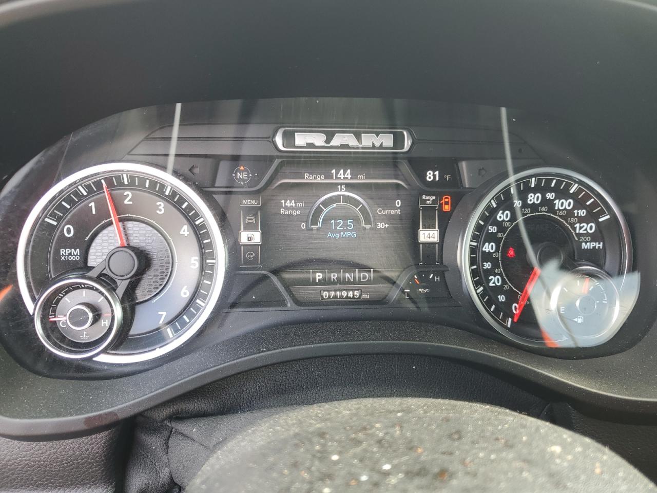 2022 RAM 1500 - Image 9