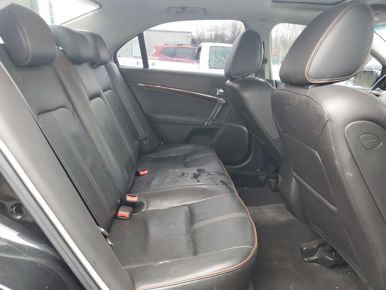 2010 Lincoln MKZ - Image 10