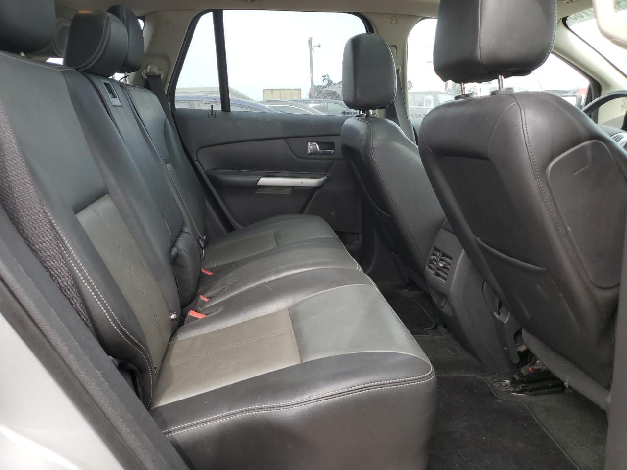 2013 Ford Edge - Image 11