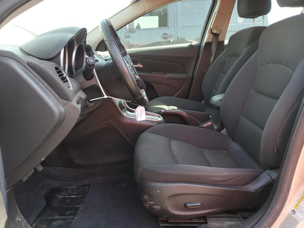 2012 Chevrolet Cruze - Image 7