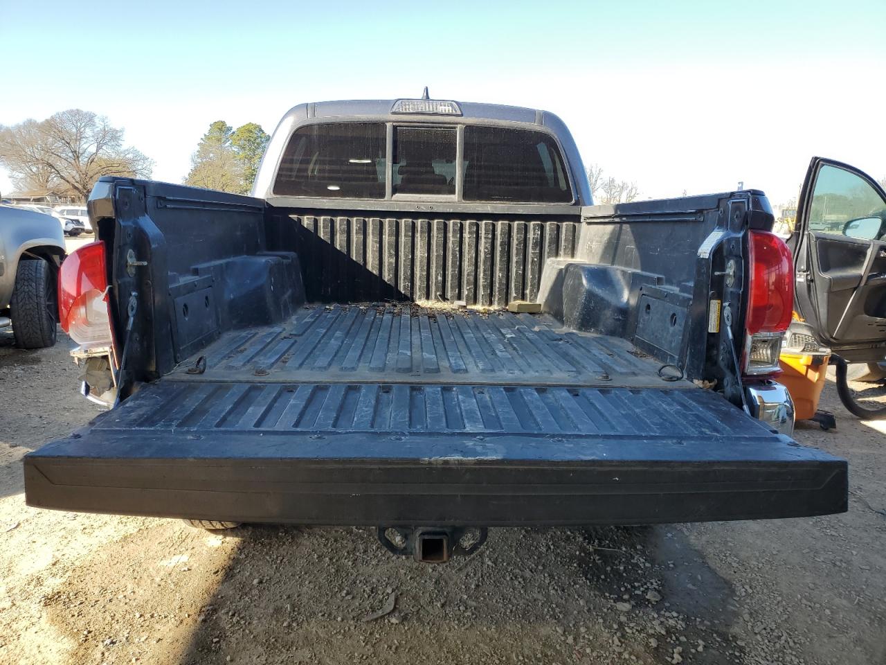 2017 Toyota Tacoma - Image 6