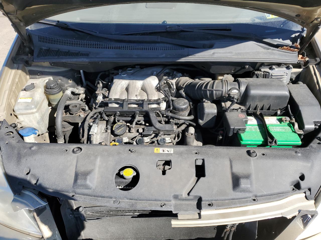 2009 Kia Sedona - Image 13