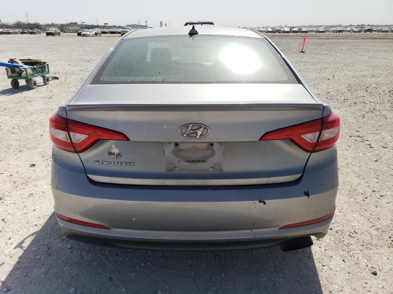 2017 Hyundai Sonata - Image 6
