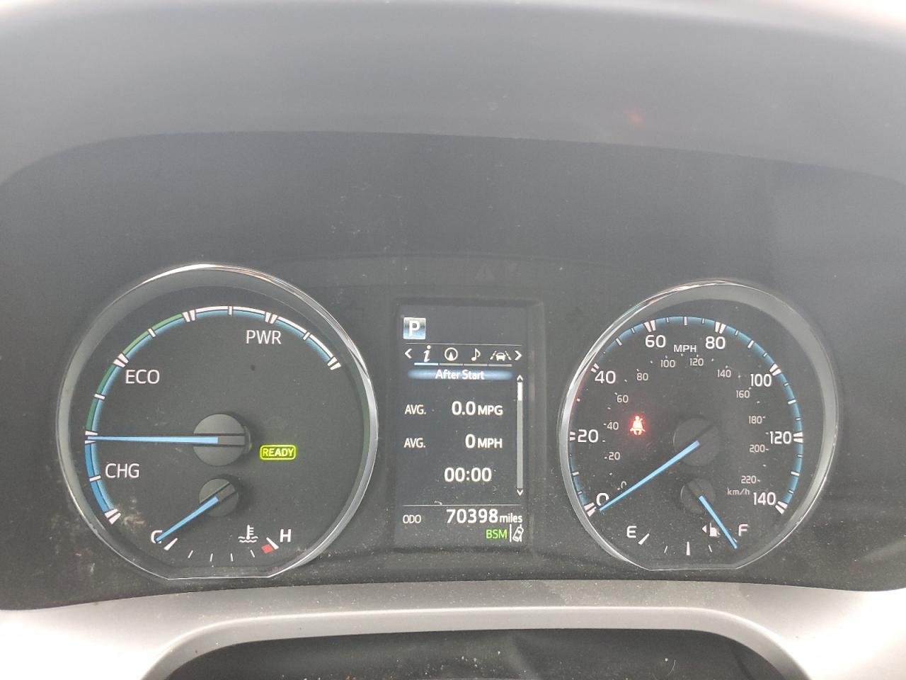 2017 Toyota RAV 4 - Image 9