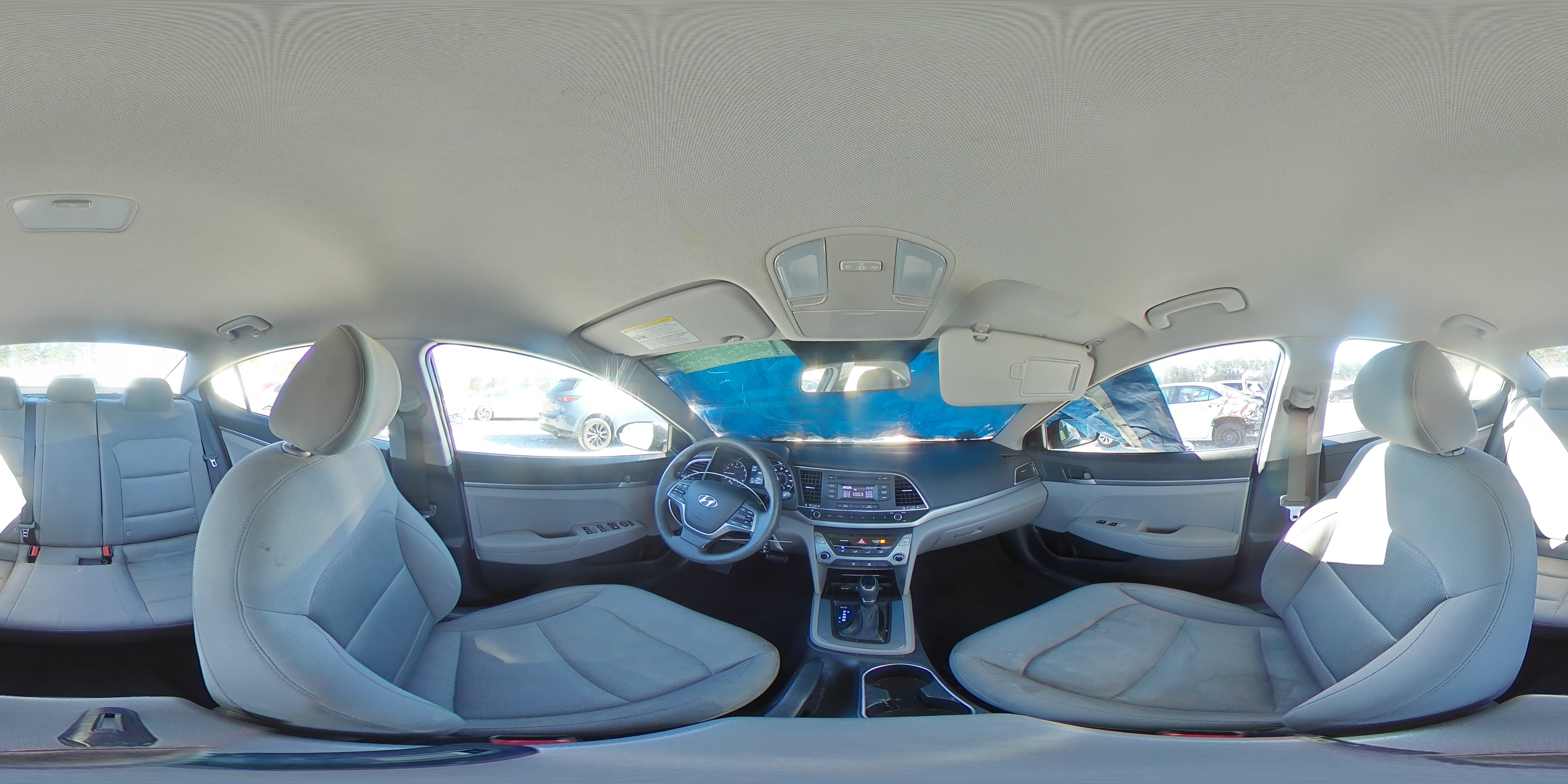 2017 Hyundai Elantra - Image 14