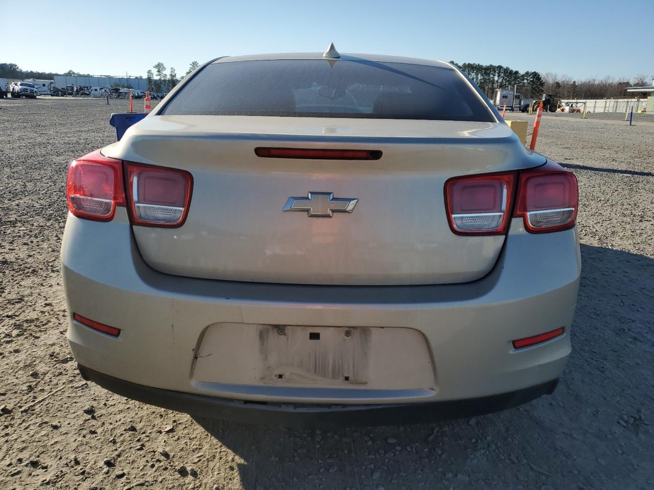 2016 Chevrolet Malibu - Image 6