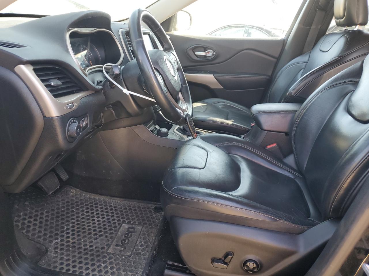 2017 Jeep Grand Cherokee - Image 7