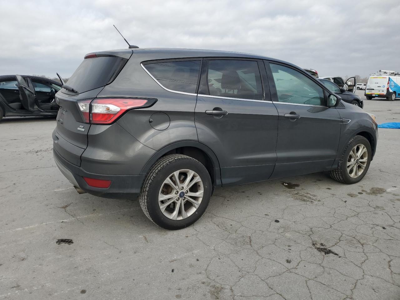 2017 Ford Escape - Image 3