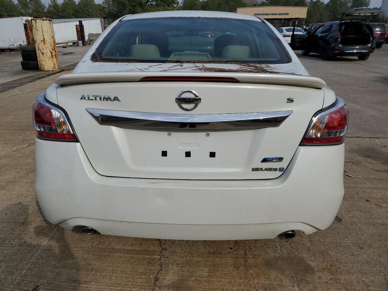 2014 Nissan Altima - Image 6