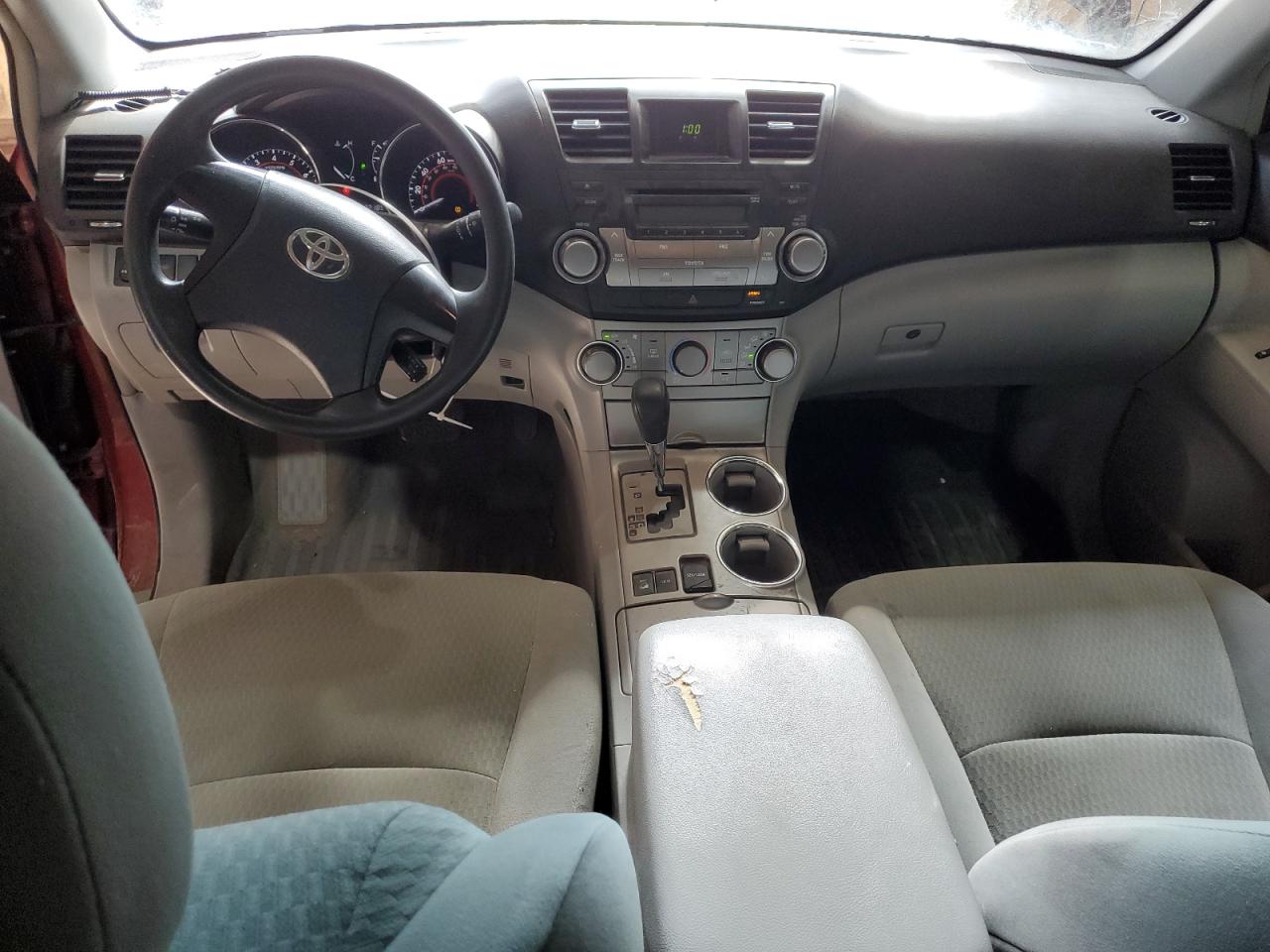 2010 Toyota Highlander - Image 8