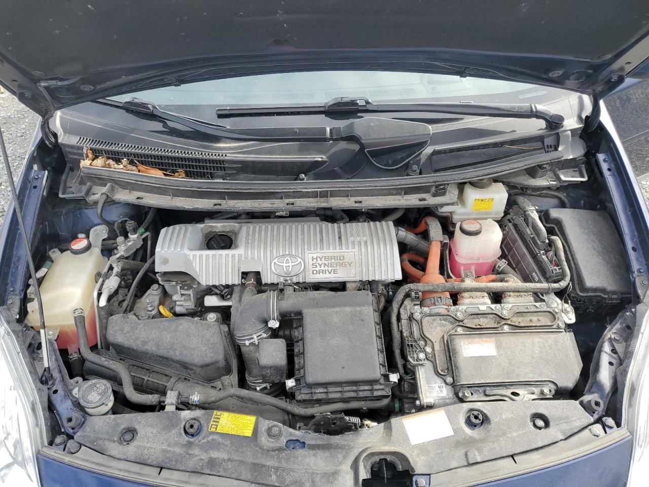 2015 Toyota Prius - Image 12