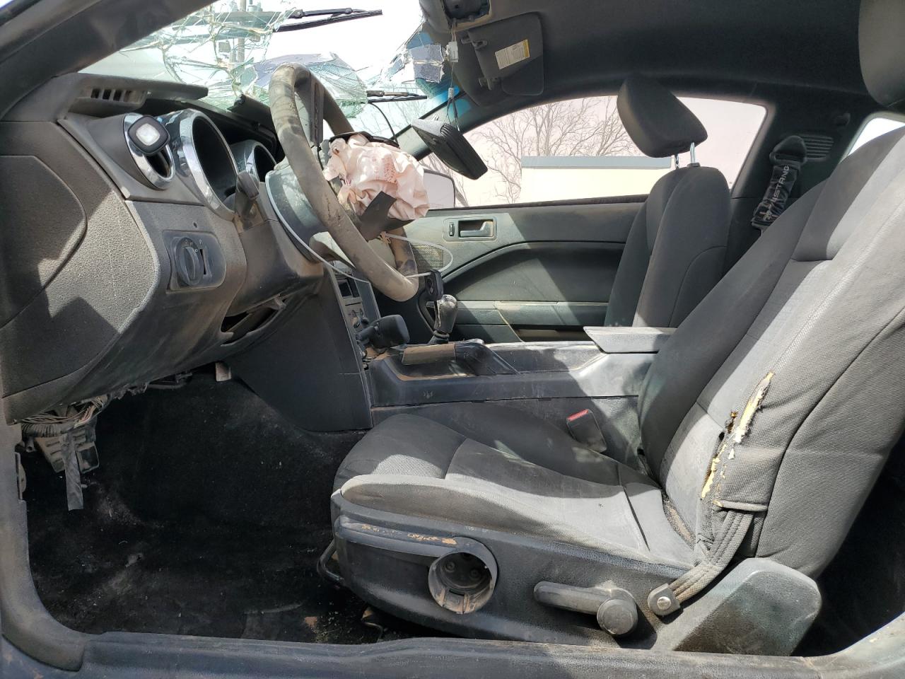 2006 Ford Mustang - Image 7