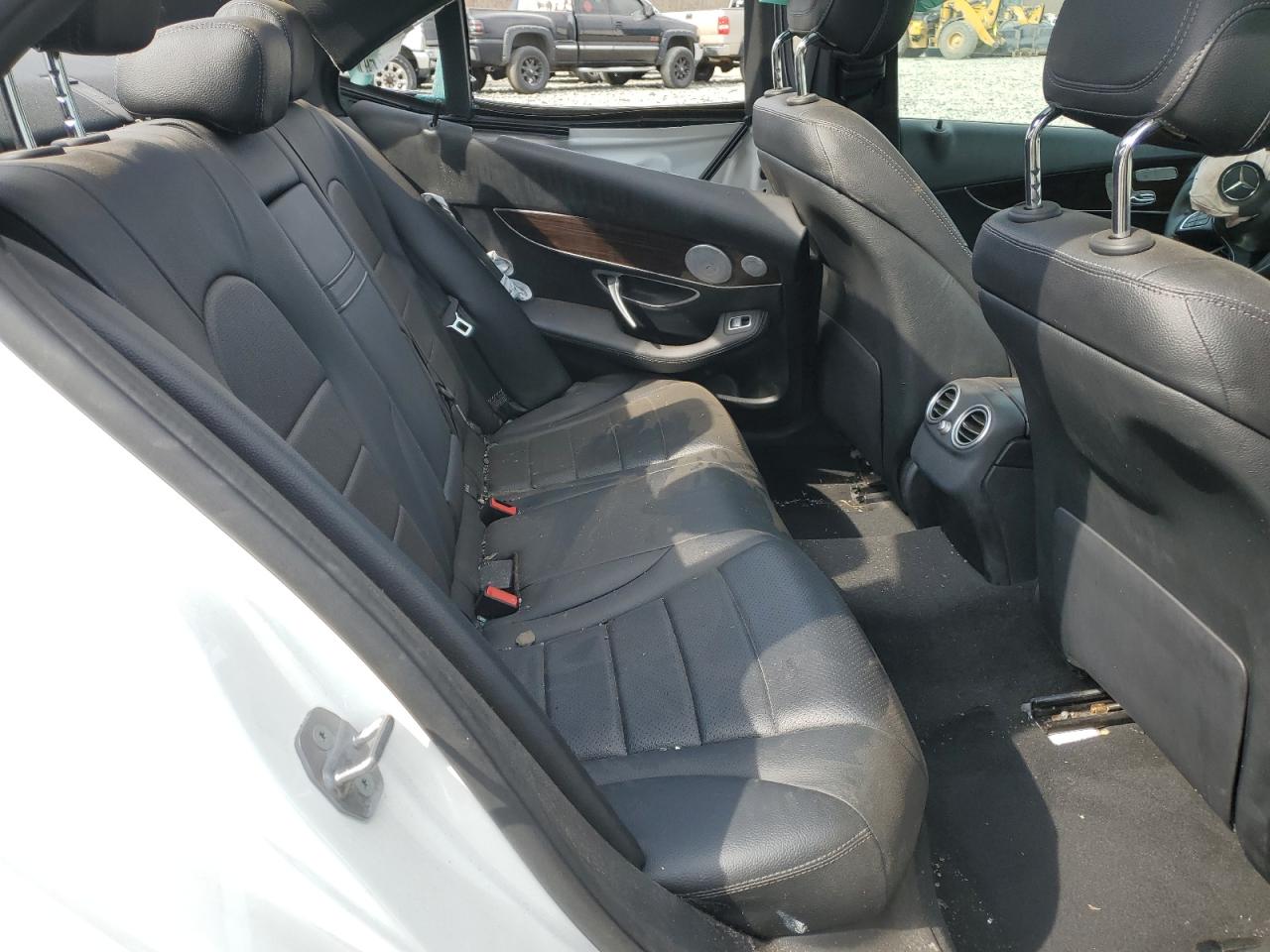 2018 Mercedes-Benz C 300 VIN: 55SWF4JB4JU264050 Lot: 48200895