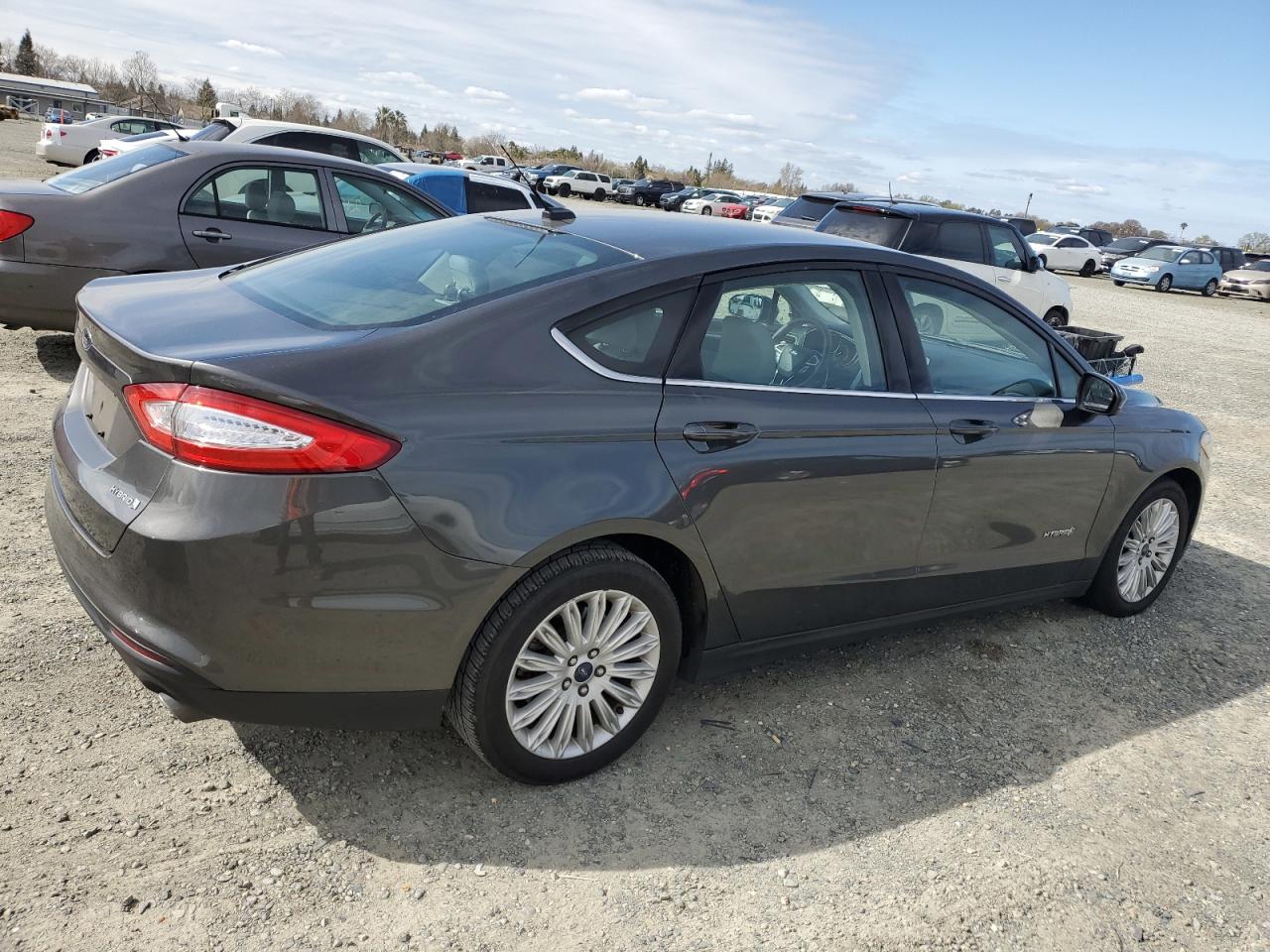 2015 Ford Fusion - Image 3