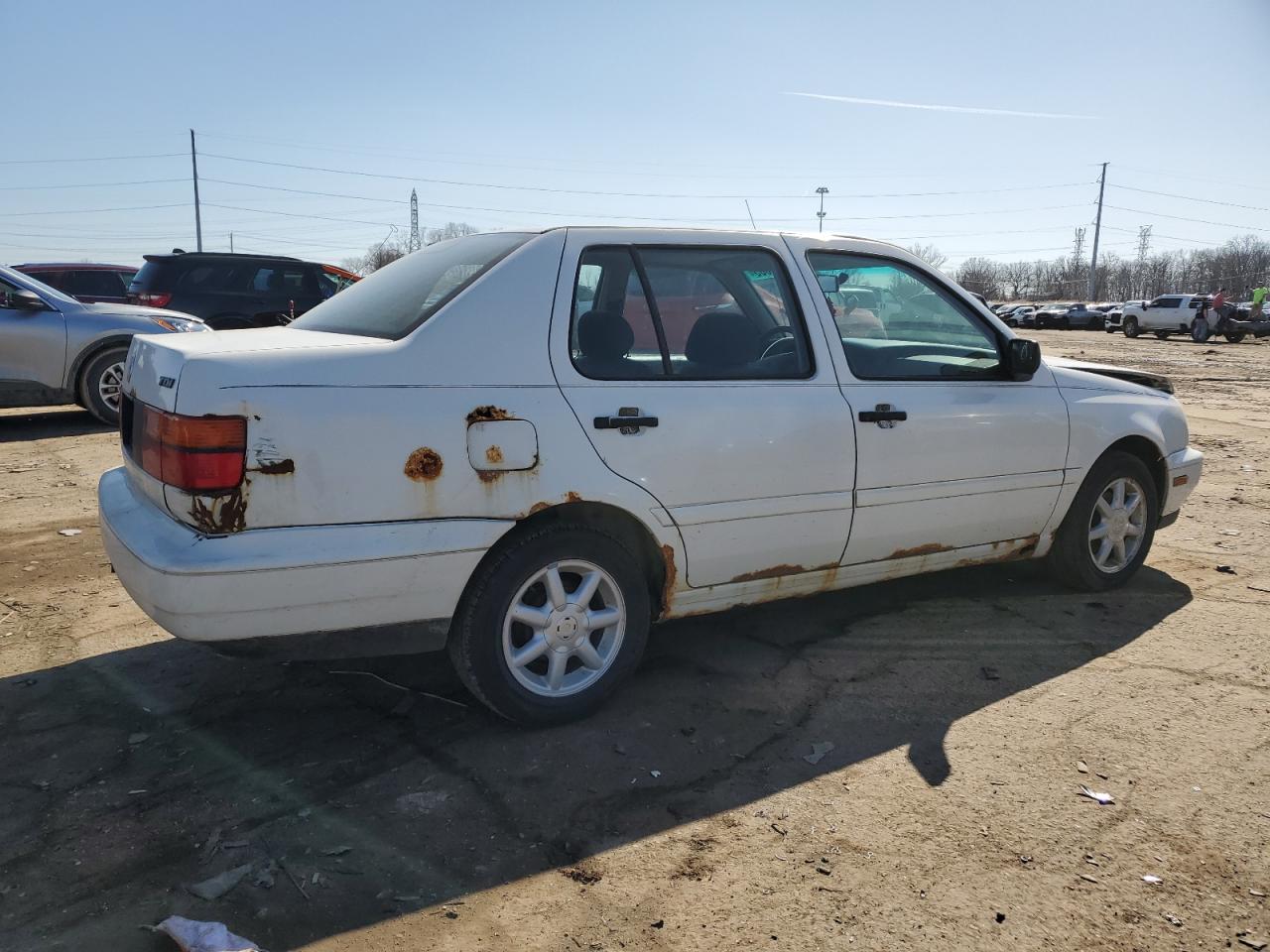 1999 Volkswagen Jetta - Image 3