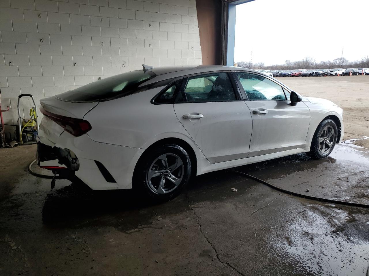 2023 Kia K5 - Image 3