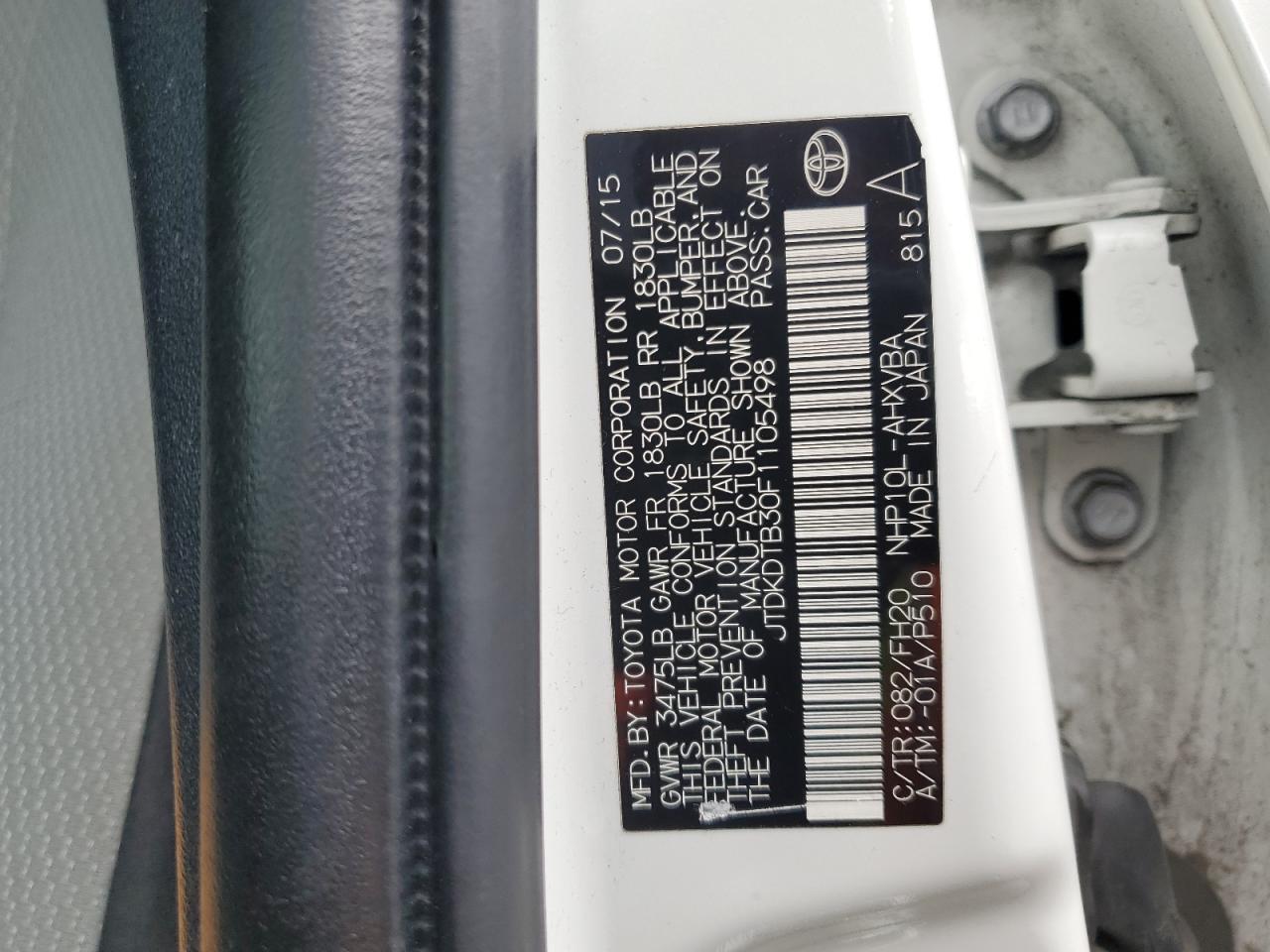 2015 Toyota Prius - Image 12