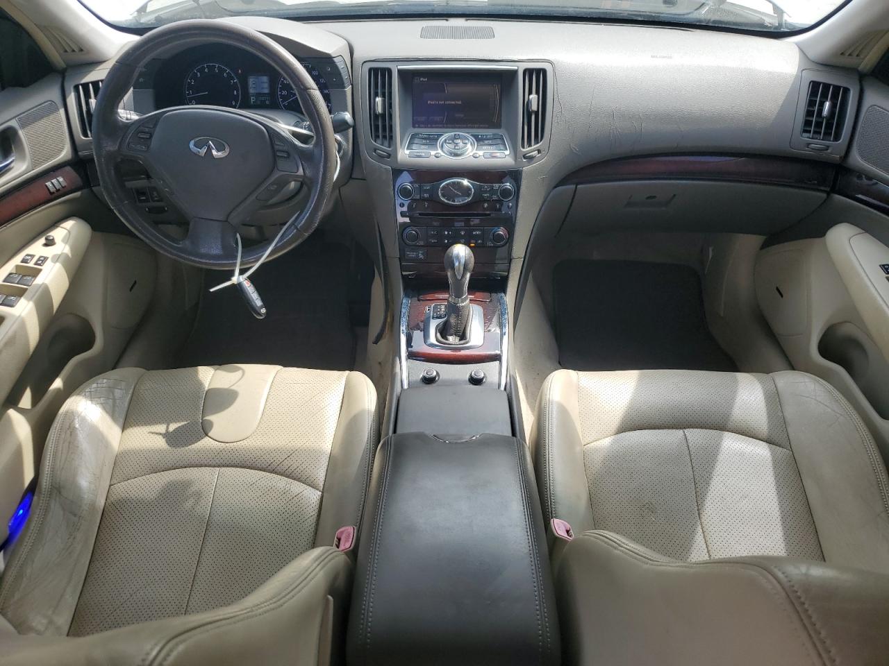 2010 Infiniti G - Image 8