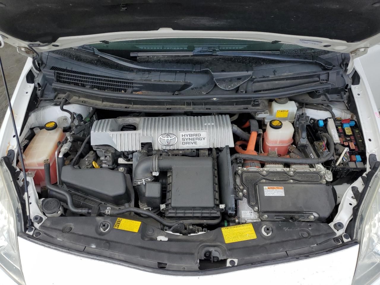2013 Toyota Prius - Image 11