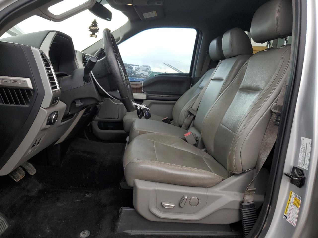 2015 Ford F-150 - Image 7