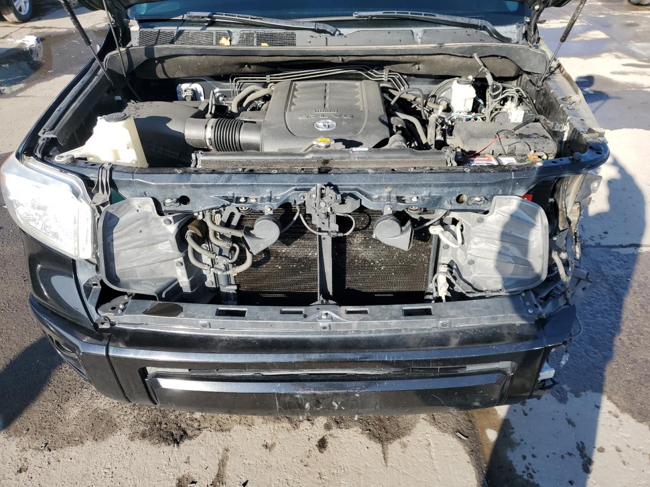 2017 Toyota Tundra - Image 11