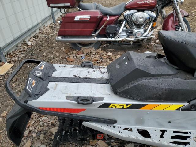 2019 SKIDOO MXZ