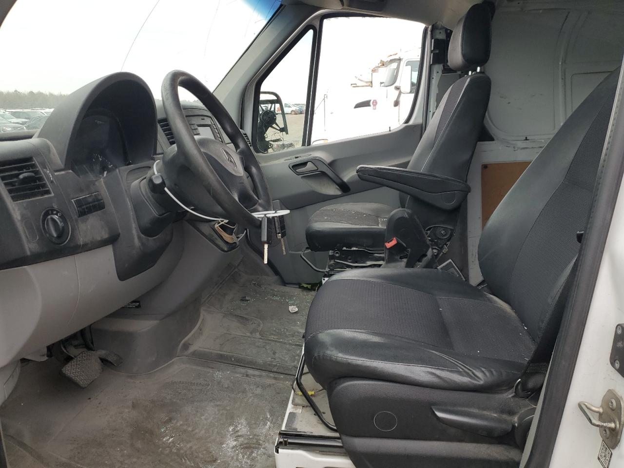 2017 Mercedes-Benz Sprinter - Image 7