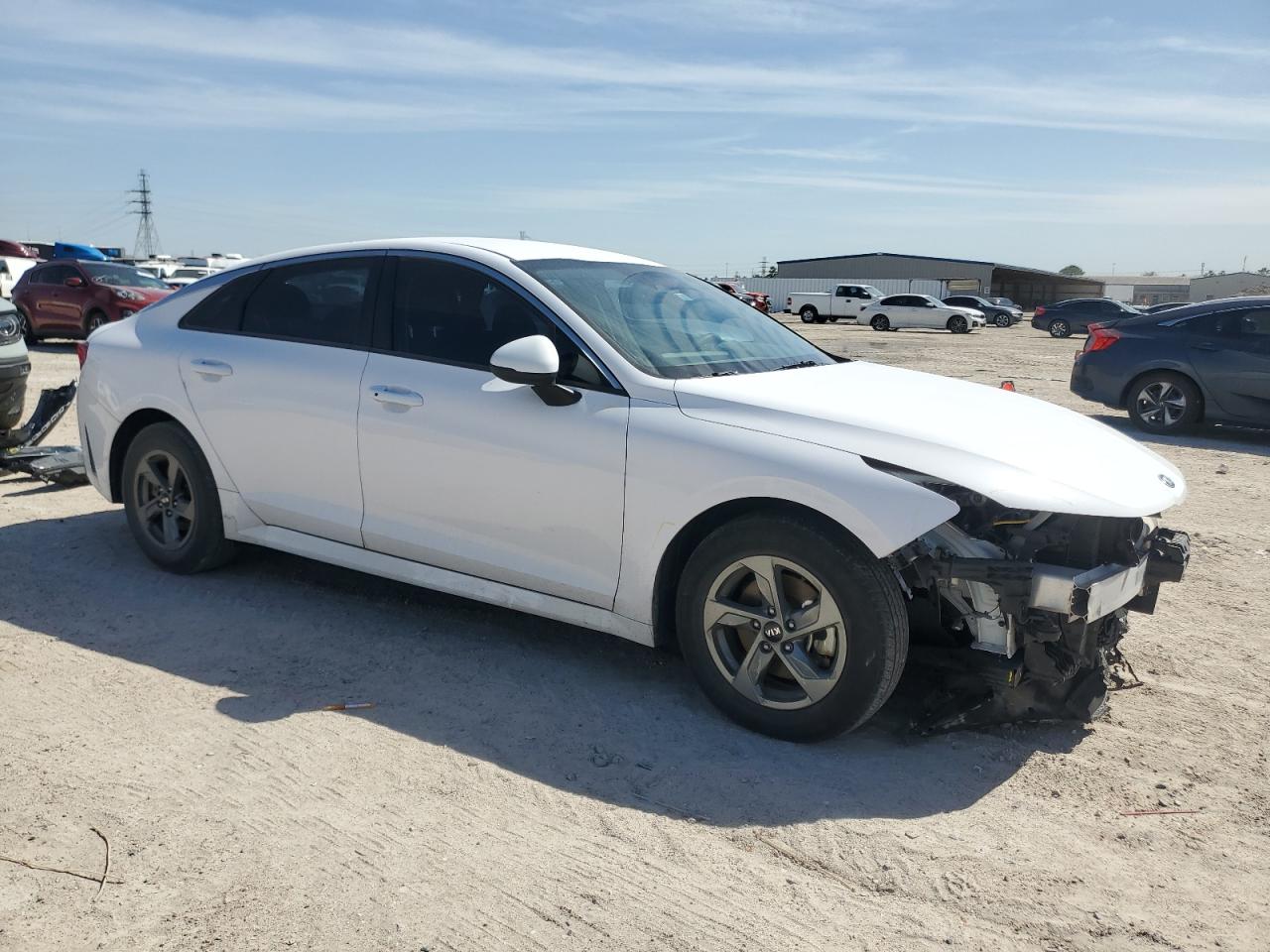 2021 Kia K5 - Image 4