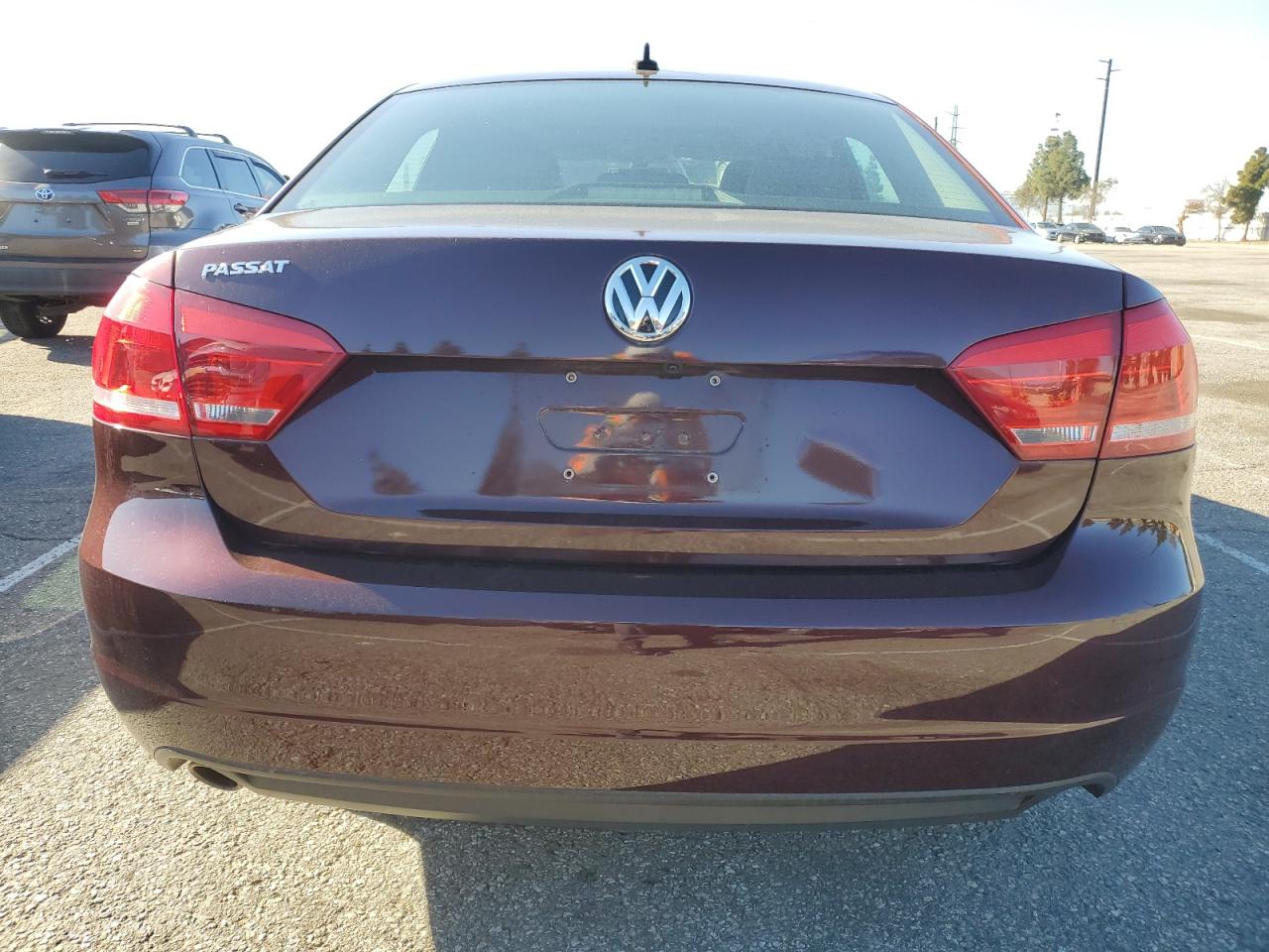 2014 Volkswagen Passat - Image 6