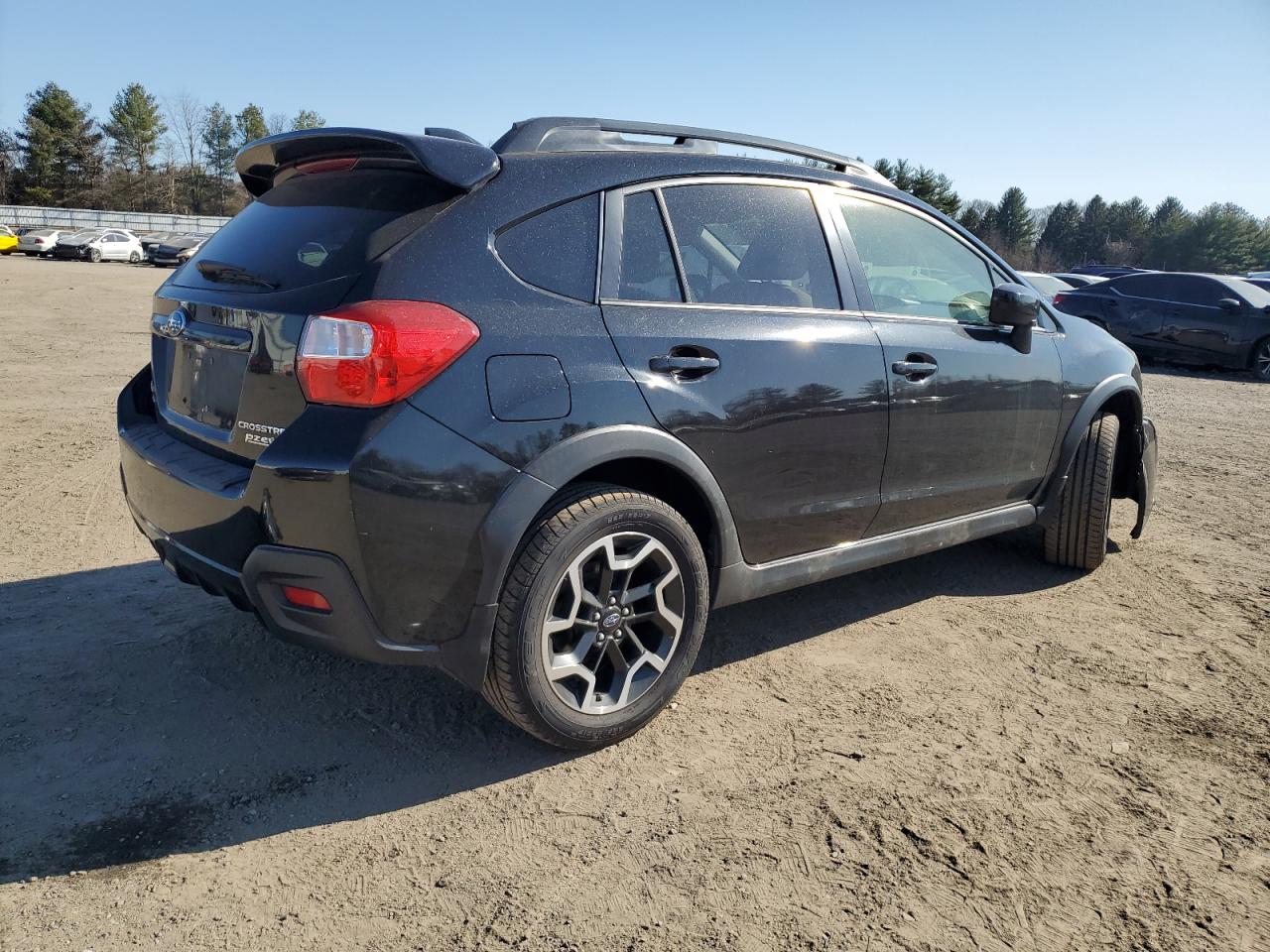 2016 Subaru XV - Image 3