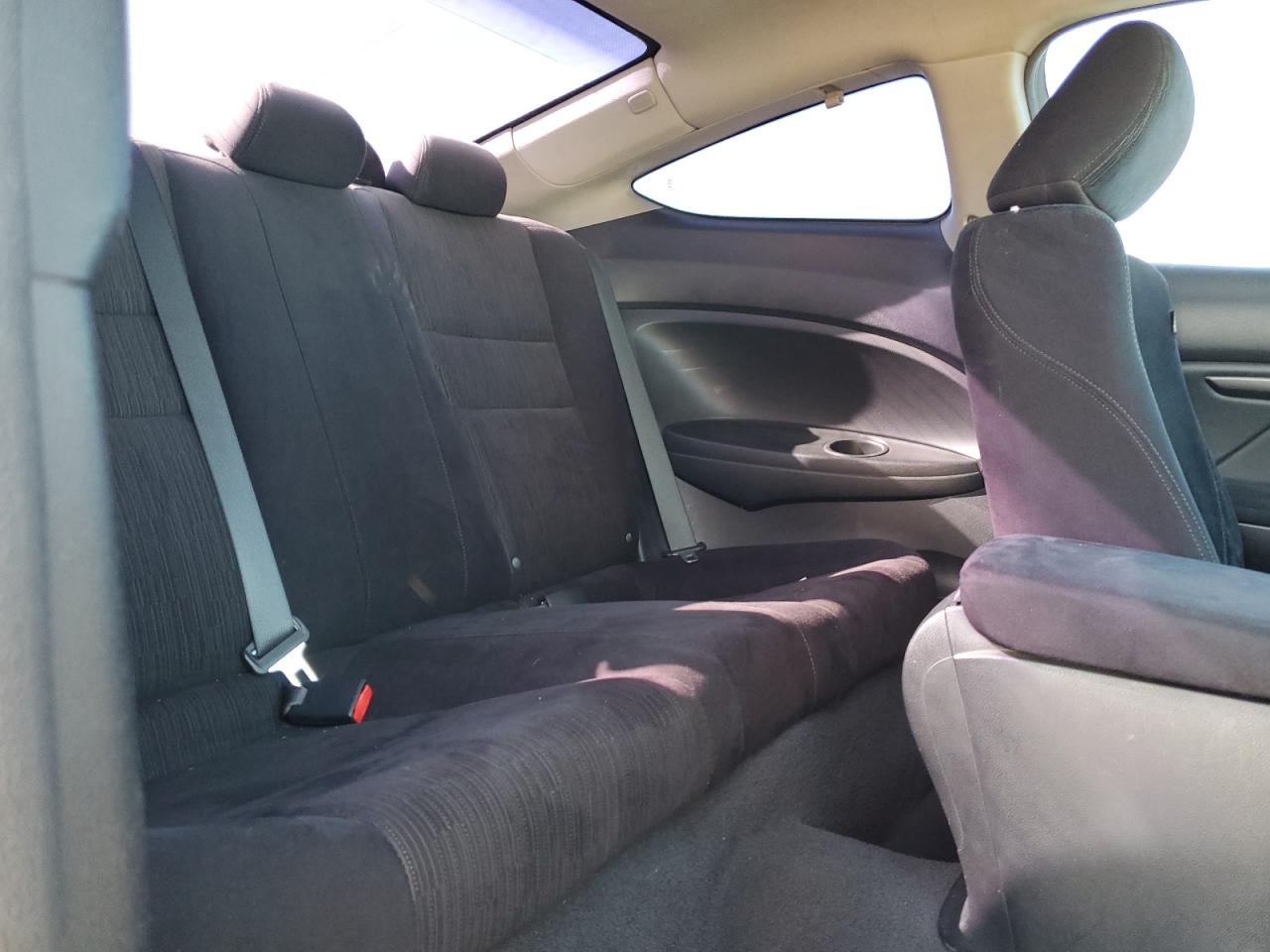 2012 Honda Accord - Image 11
