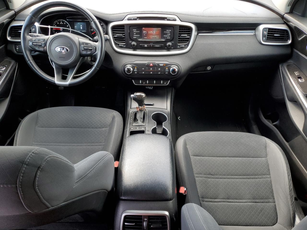 2016 Kia Sorento - Image 8