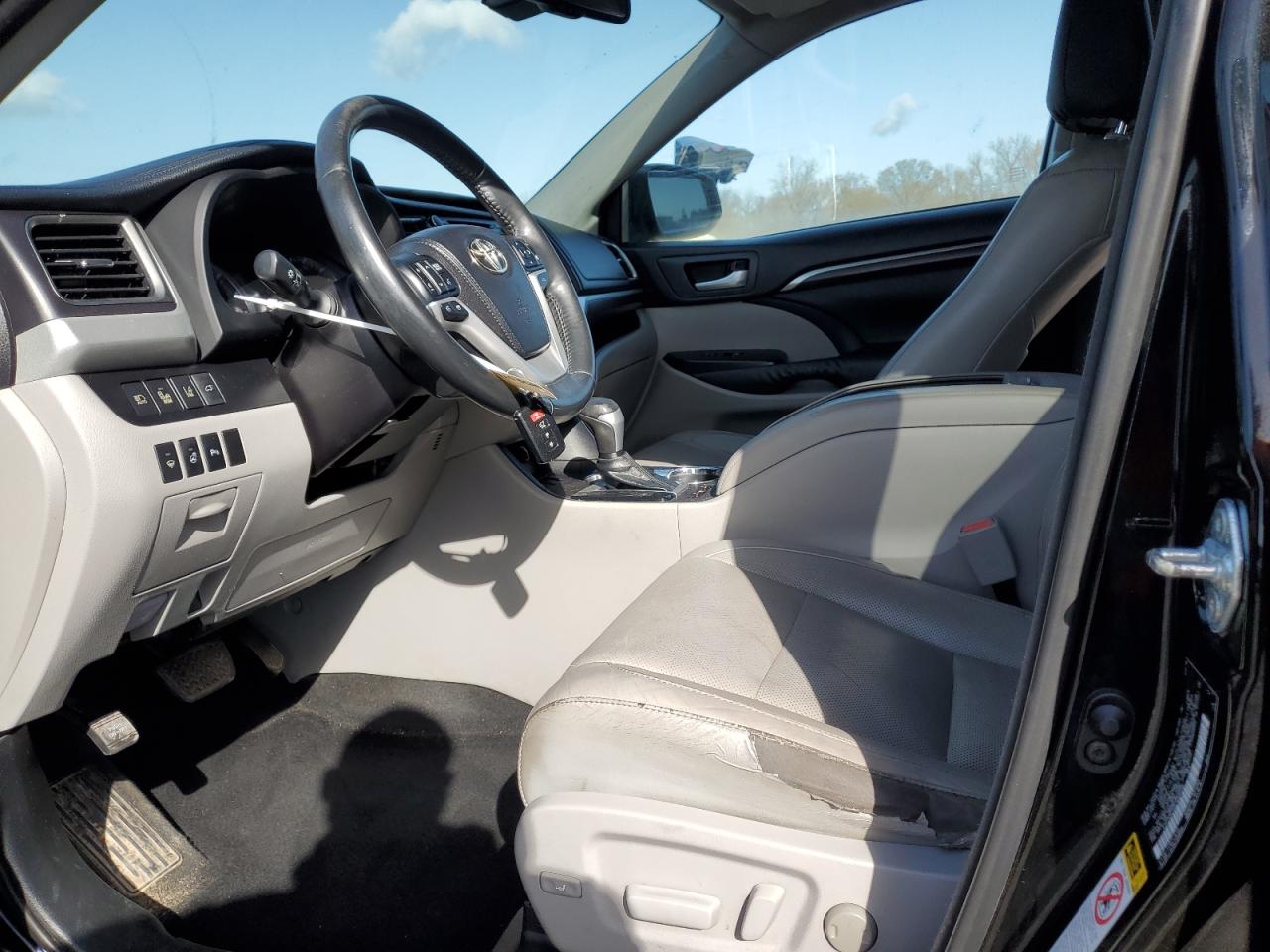 2014 Toyota Highlander - Image 7