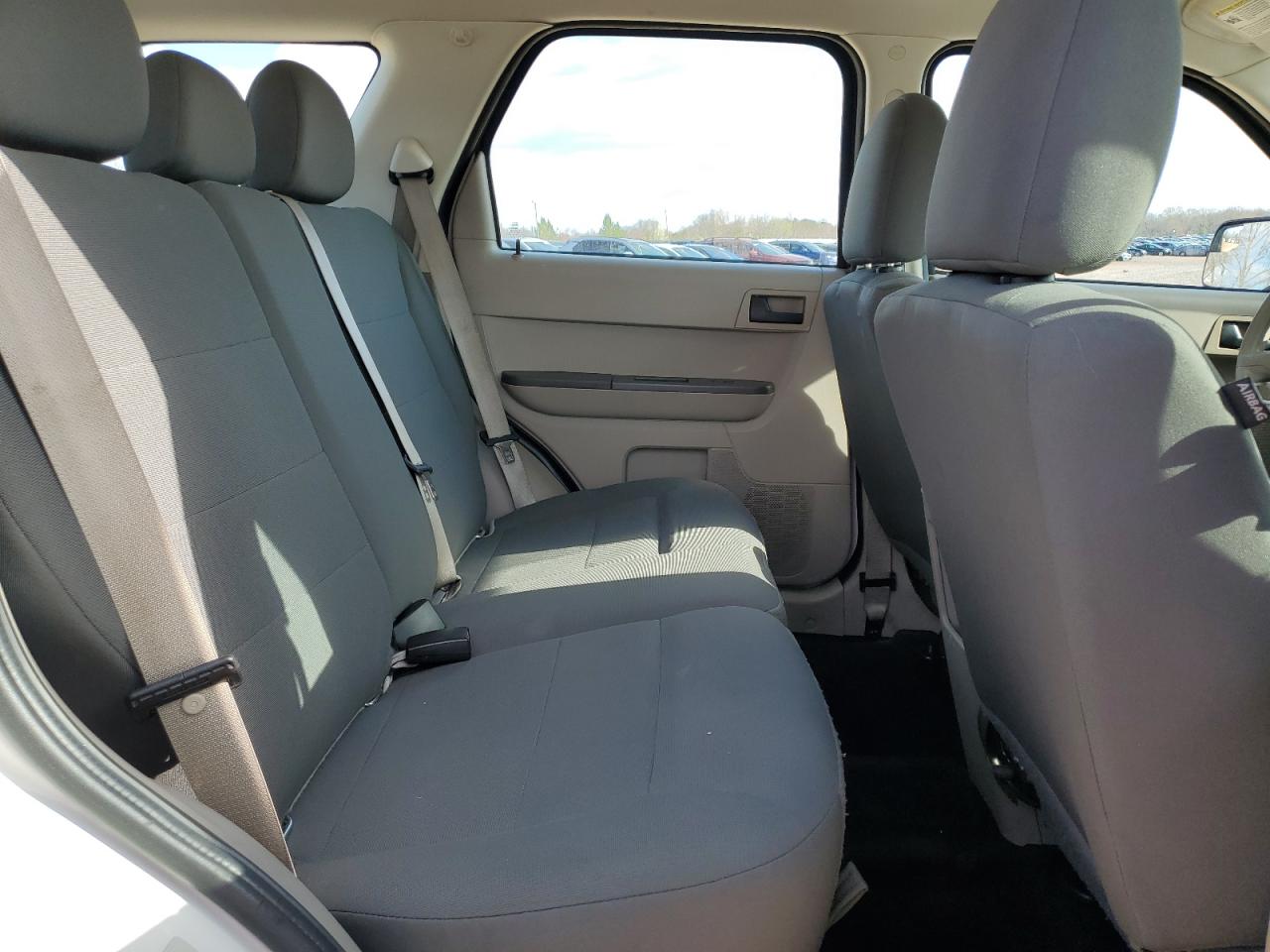 2012 Ford Escape - Image 11