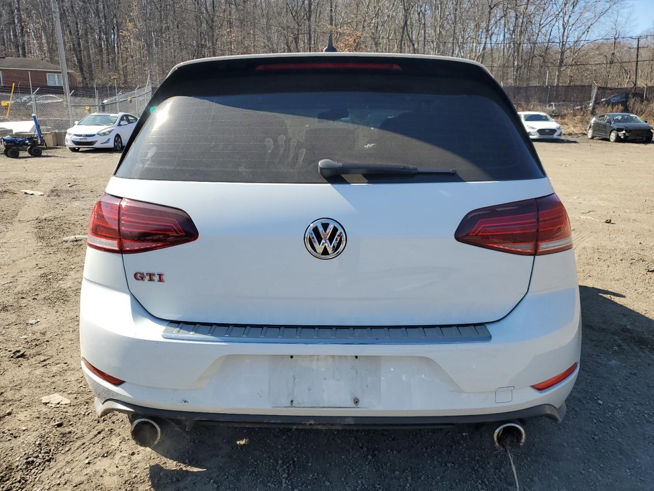 2019 Volkswagen GTI - Image 6