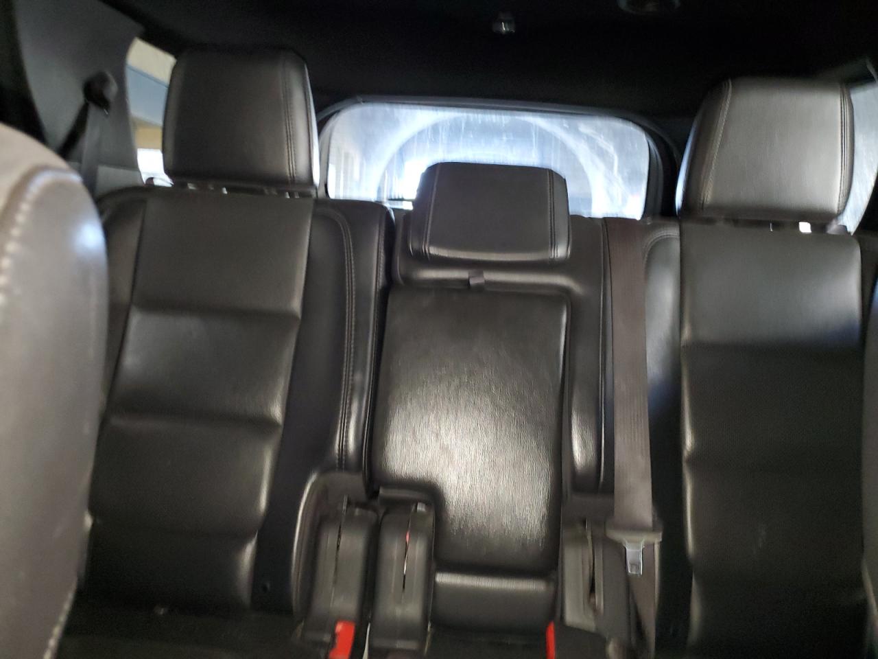 2011 Ford Explorer - Image 10