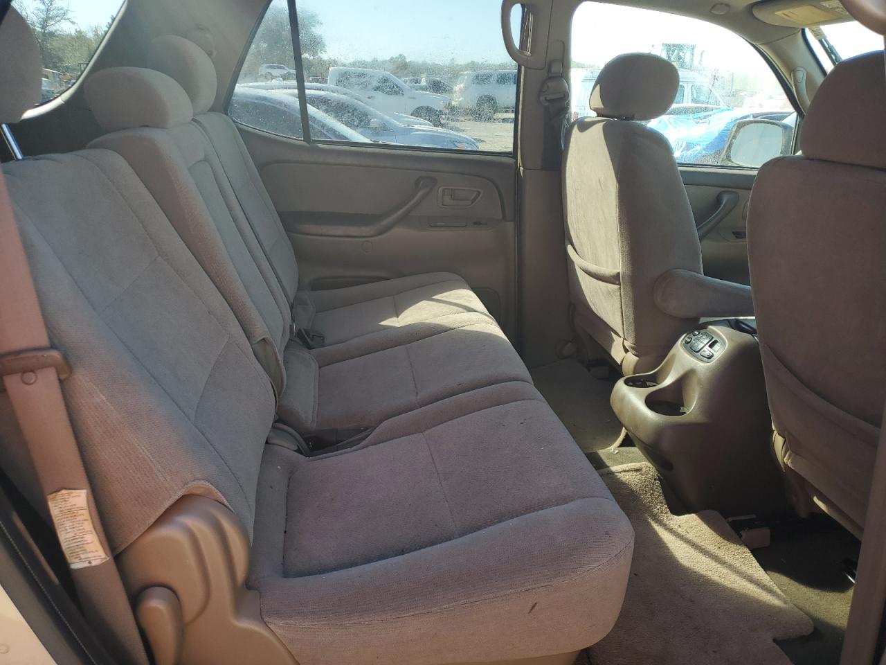 2003 Toyota Sequoia - Image 11