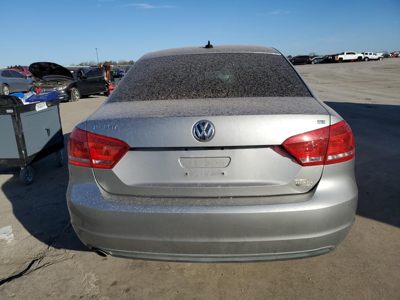 2014 Volkswagen Passat - Image 6