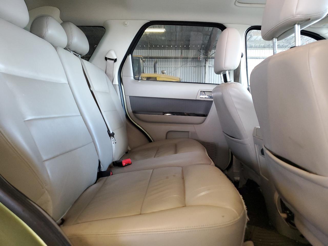 2009 Ford Escape - Image 11