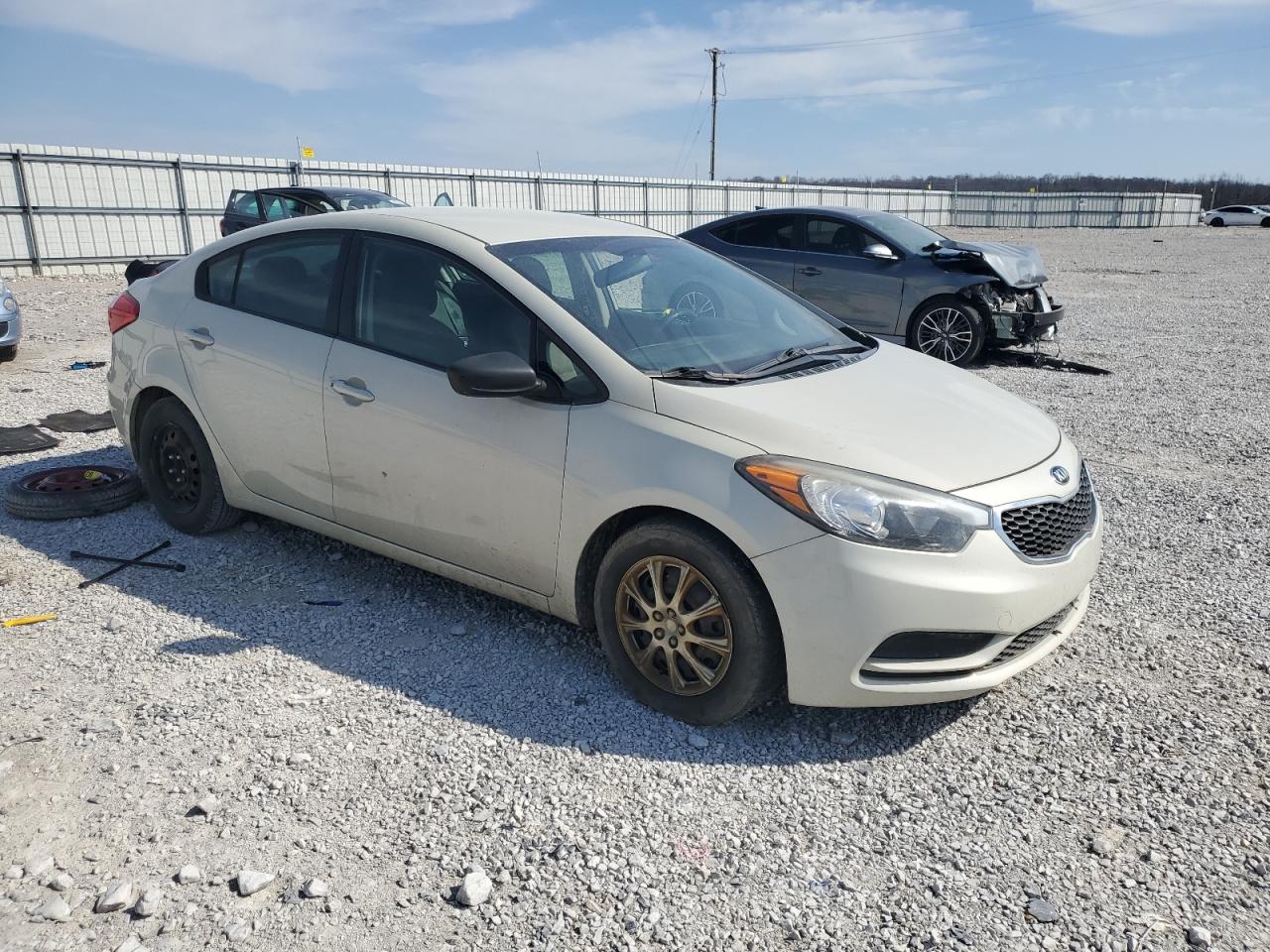 2015 Kia Forte - Image 4