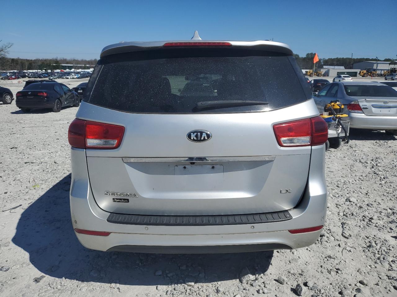 2016 Kia Sedona - Image 6