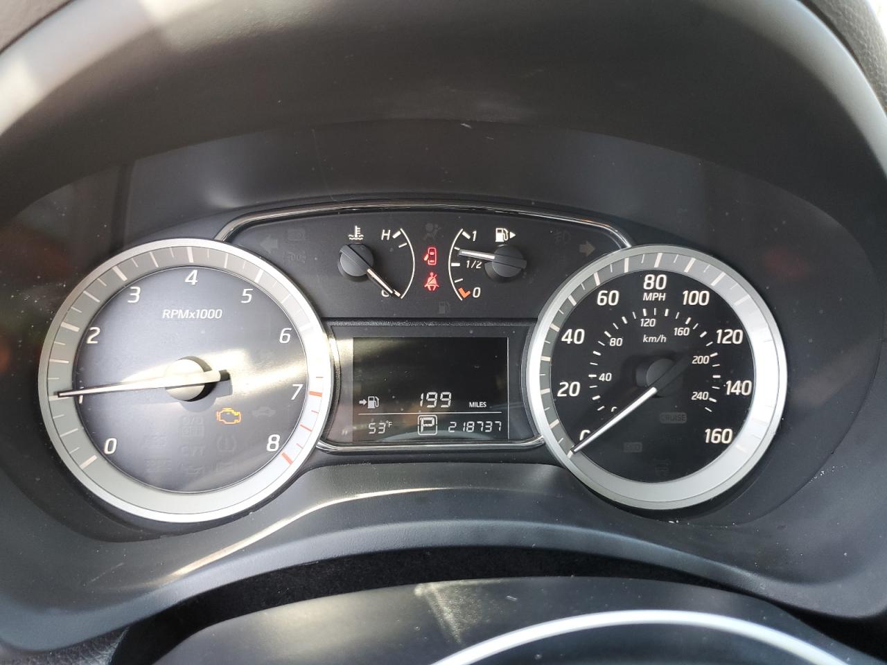 2015 Nissan Sentra - Image 9