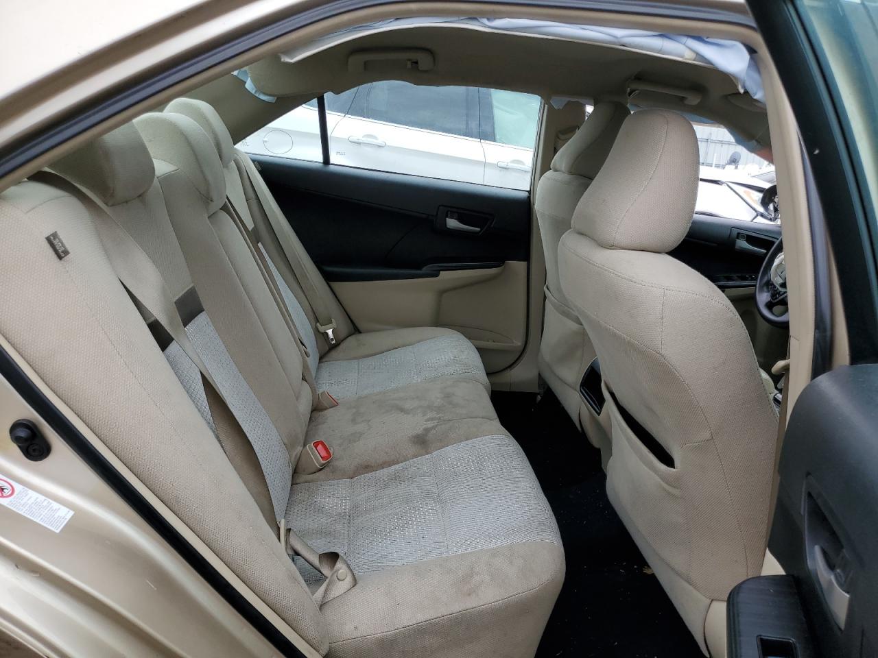 2012 Toyota Camry - Image 10