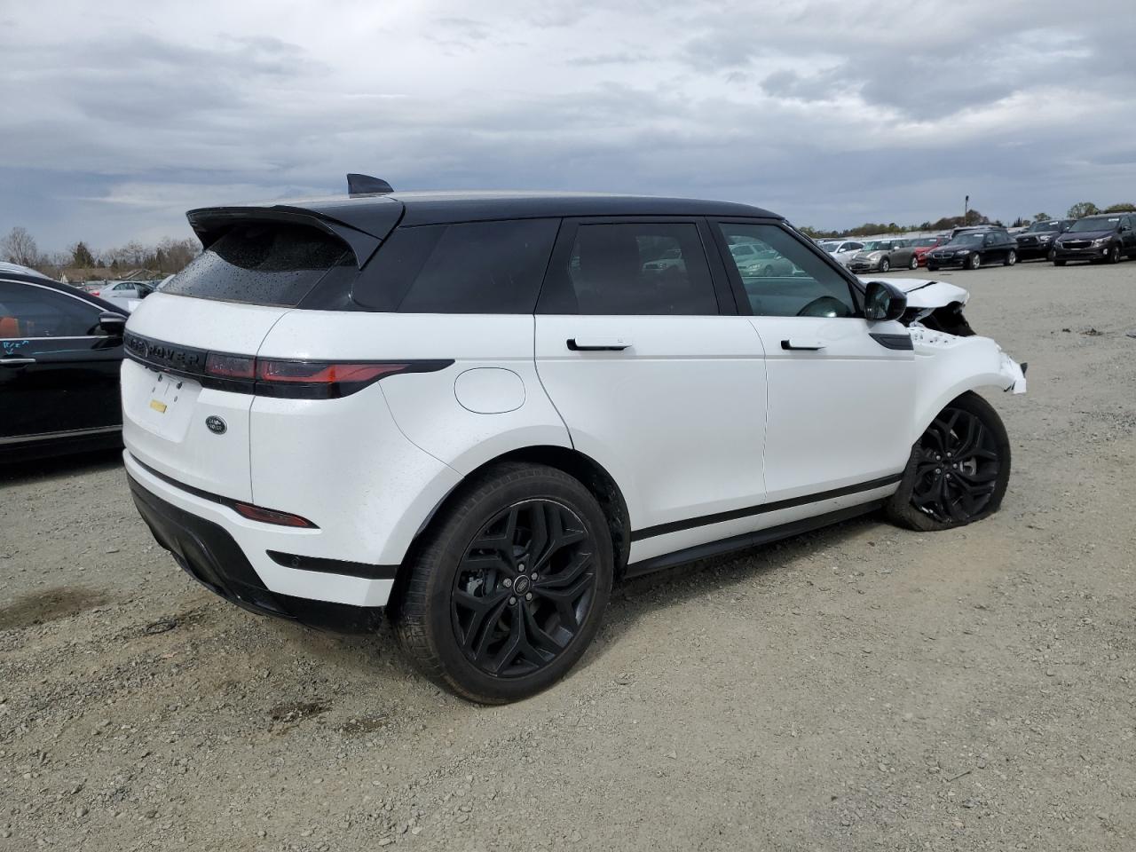 2023 Land Rover Range Rover - Image 3