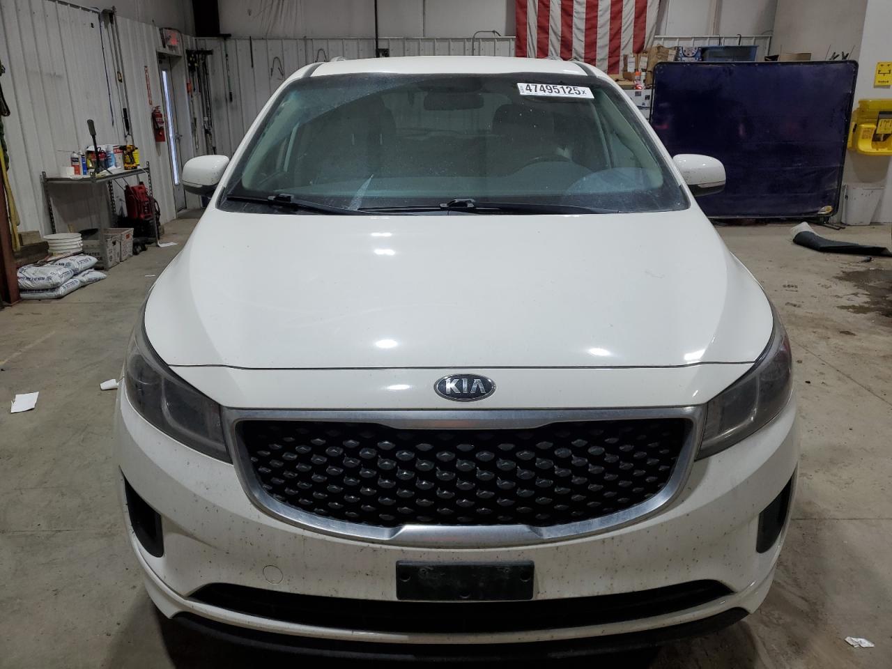2016 Kia Sedona - Image 5
