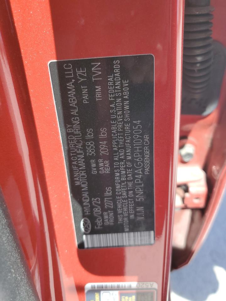 2023 Hyundai Elantra - Image 12