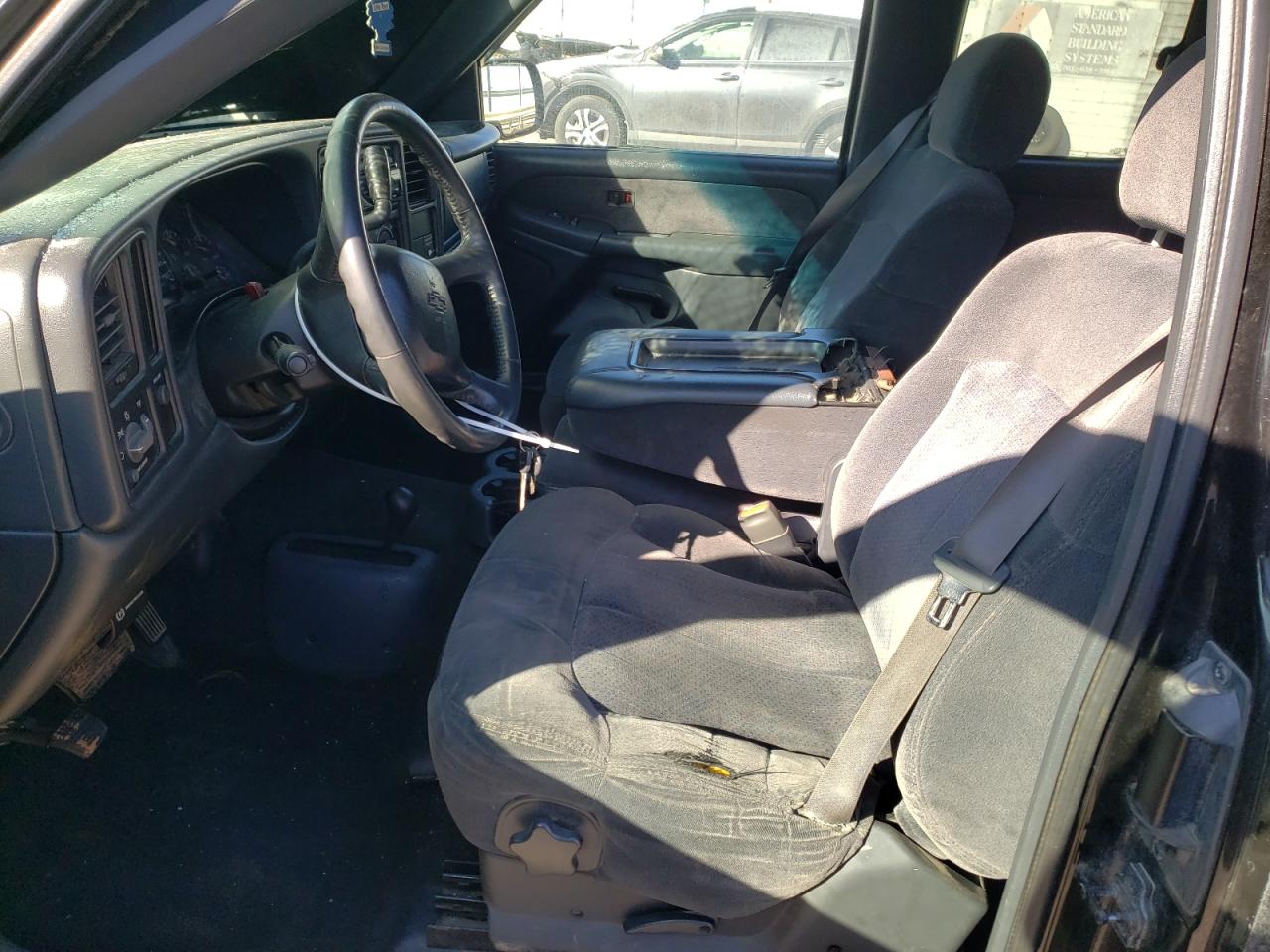 2001 Chevrolet Silverado - Image 7