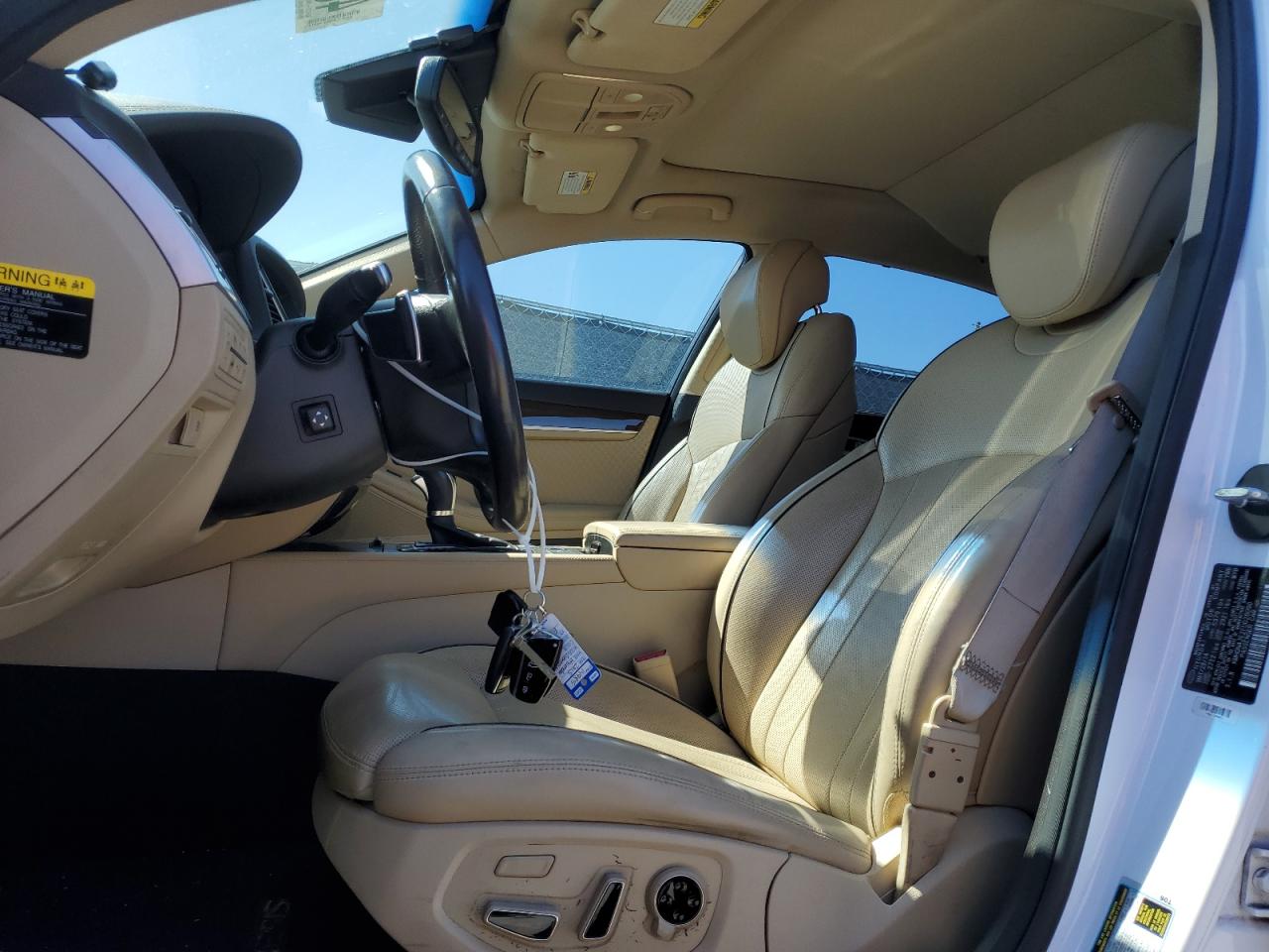 2015 Hyundai Genesis - Image 7