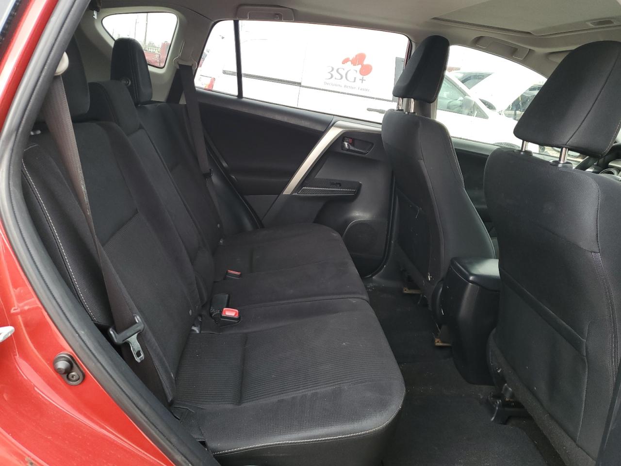 2014 Toyota RAV 4 - Image 11