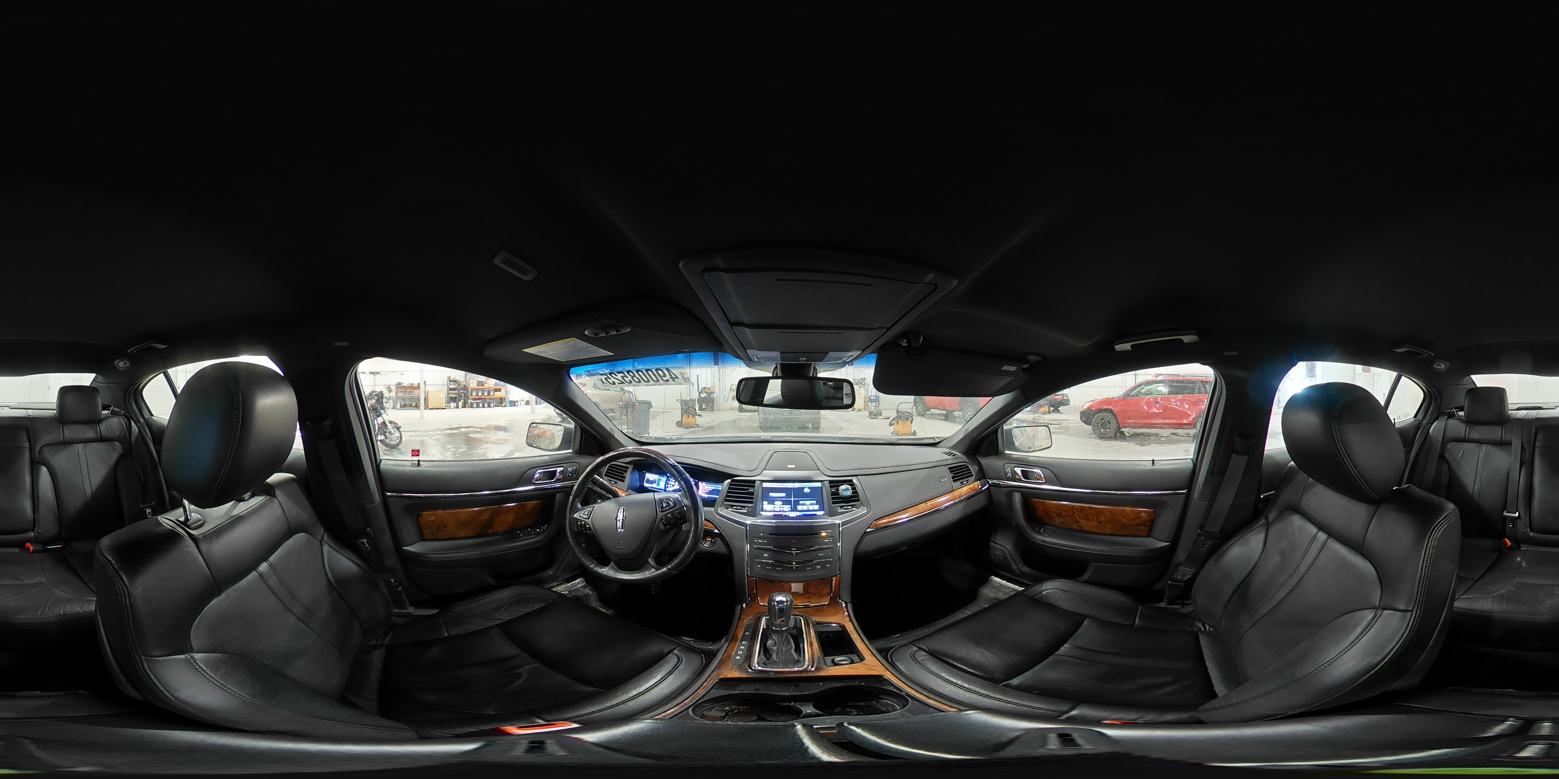 2014 Lincoln MKS - Image 12